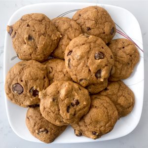 5 Ingredient Chocolate Chip Pumpkin Cookies