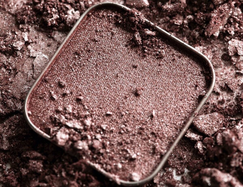 Image of Maskcara Customizable shimmer eyeshadow.