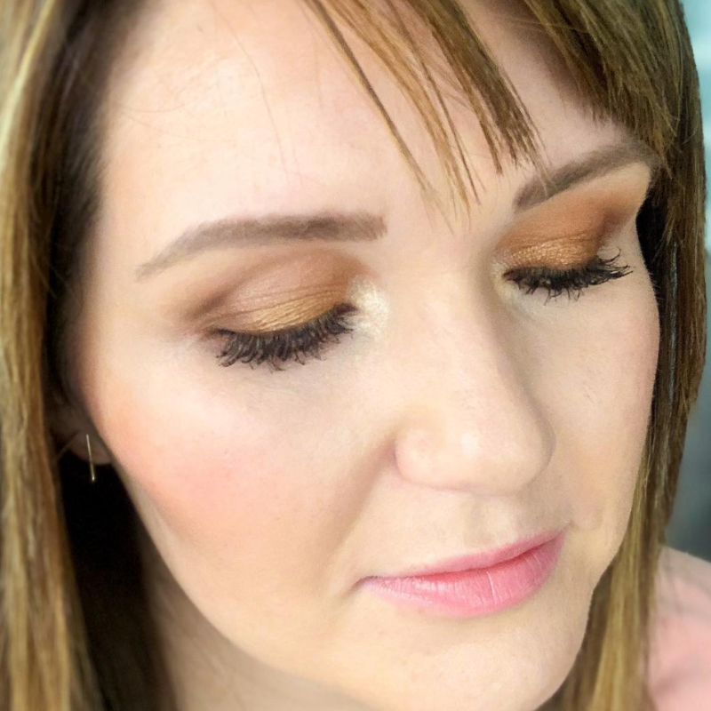 The Best Eyeshadow Colors for Brown Eyes from Maskcara