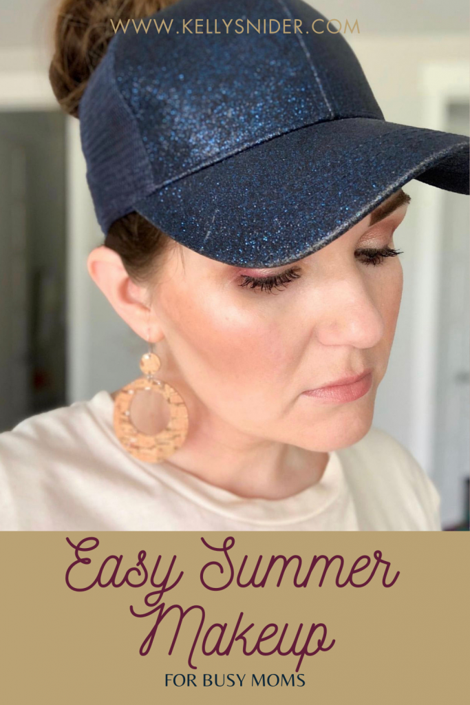 Easy Summer Makeup for Busy Moms with Seint www.kellysnider.com