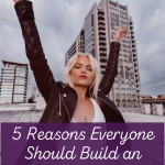 5 Reasons Everyone Should Build an Online Business www.kellysnider.com
