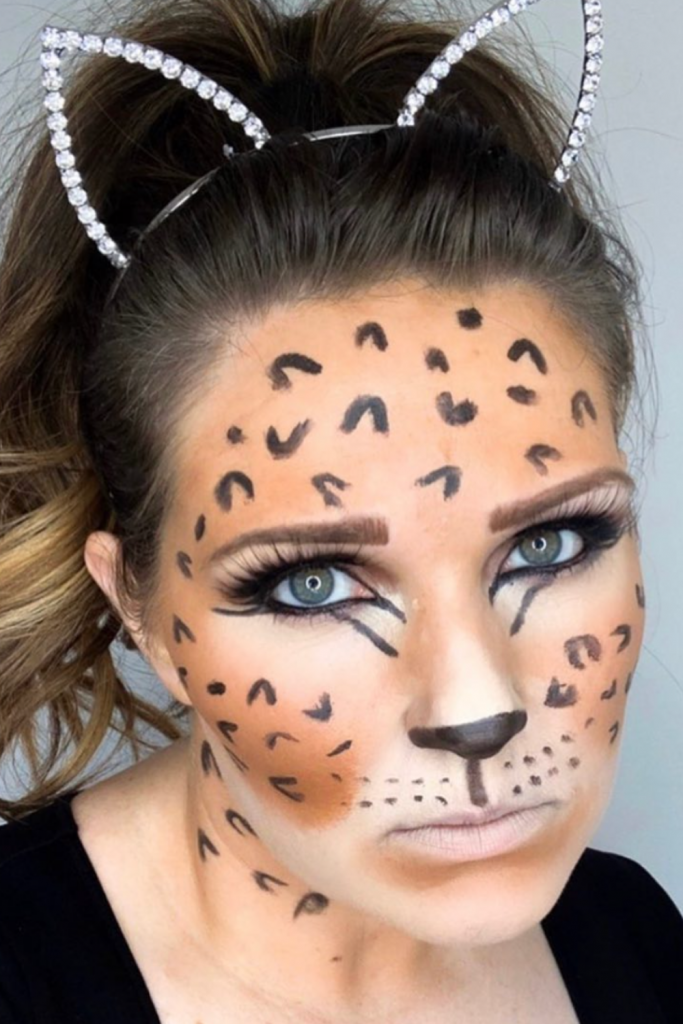 Halloween makeup doesn't have to be complicated, use these easy steps for a beautiful leopard look.