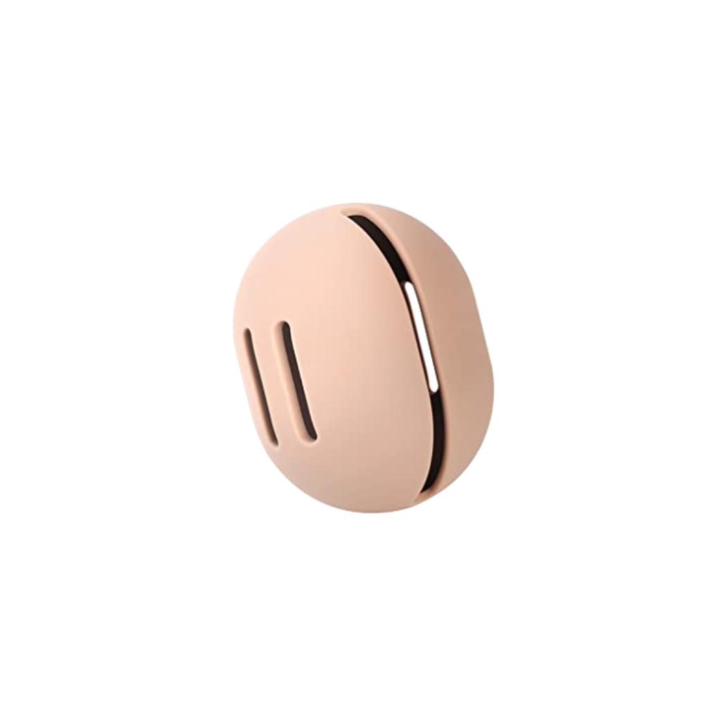 Keep you makeup sponge protected and ready to use on the go.